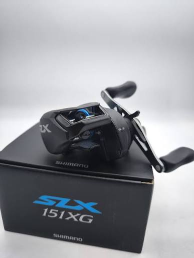 Carrete Shimano SLX 151 XG